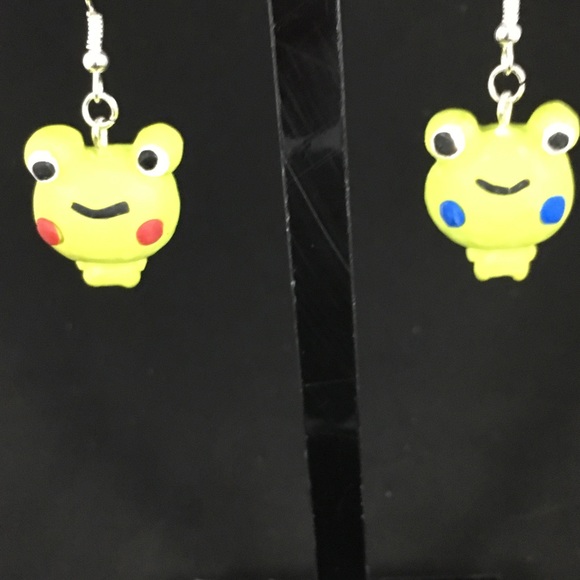 Handmade Polymer Clay Frog Dangle Drop Earrings - Picture 6 of 8